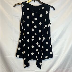 Ann Taylor Sleeveless Blouse. Black with White Polka dots. Size 4
